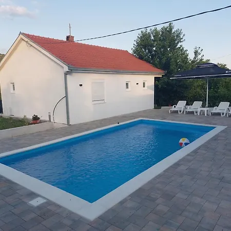 Kuca Za Odmor Rotimlja *